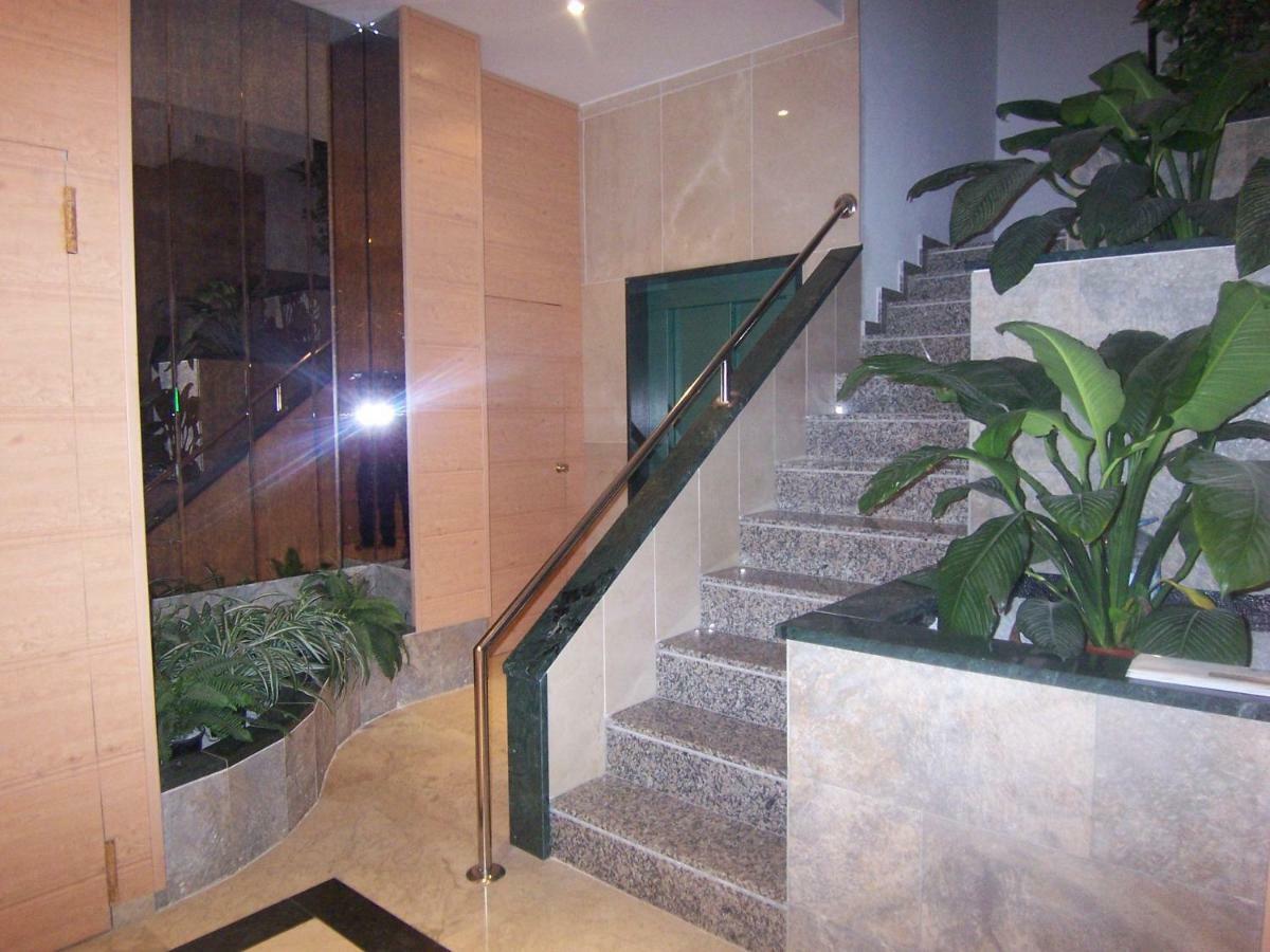 Apartamento Coliseo 阿尔姆尼卡 外观 照片